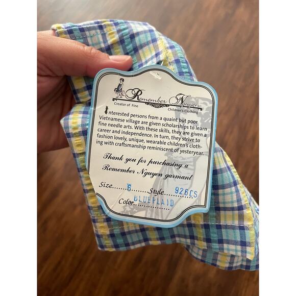 Boys 6 plaid shorts NWT - Picture 2 of 2